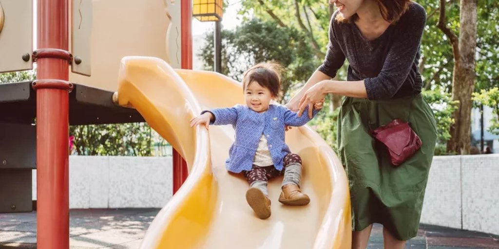 Study Reveals Why It’s Dangerous to Go Down a Slide With Your Child on Your Lap